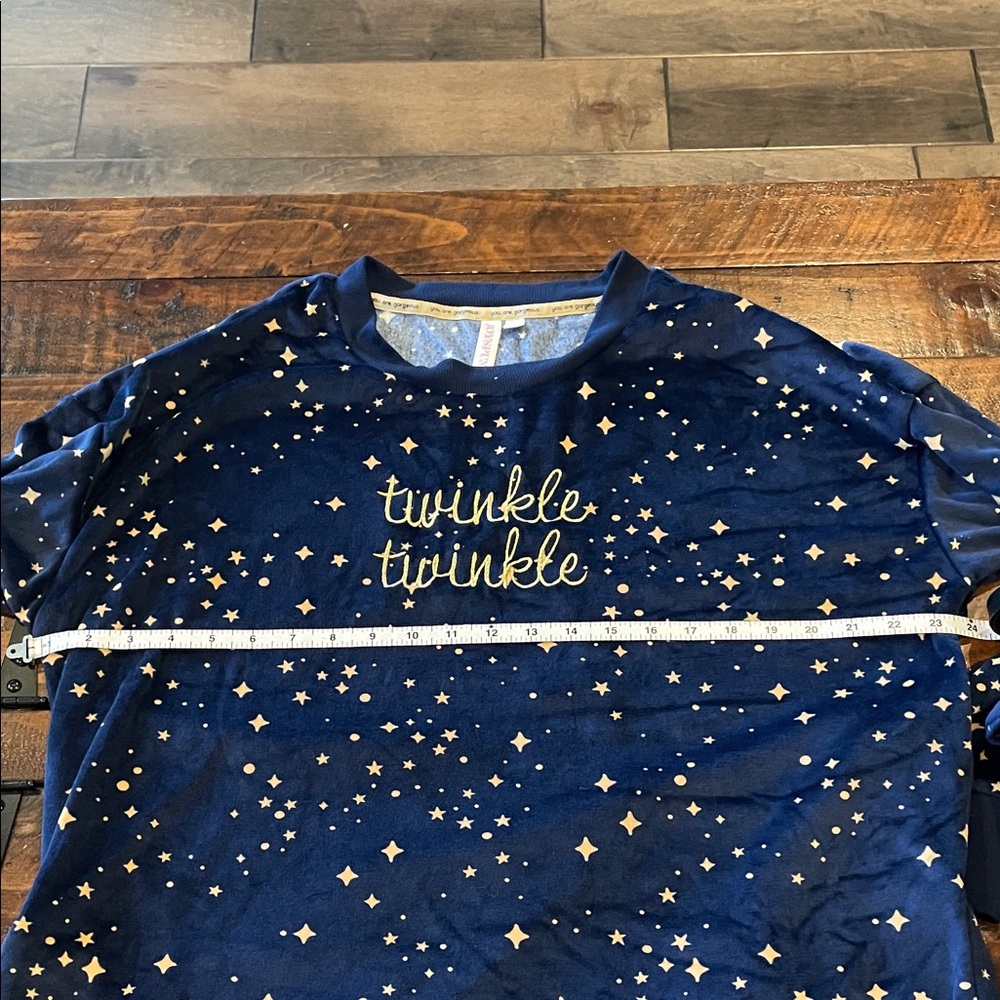 Twinkle Twinkle Navy Star Pajama Set - Picture 4 of 6